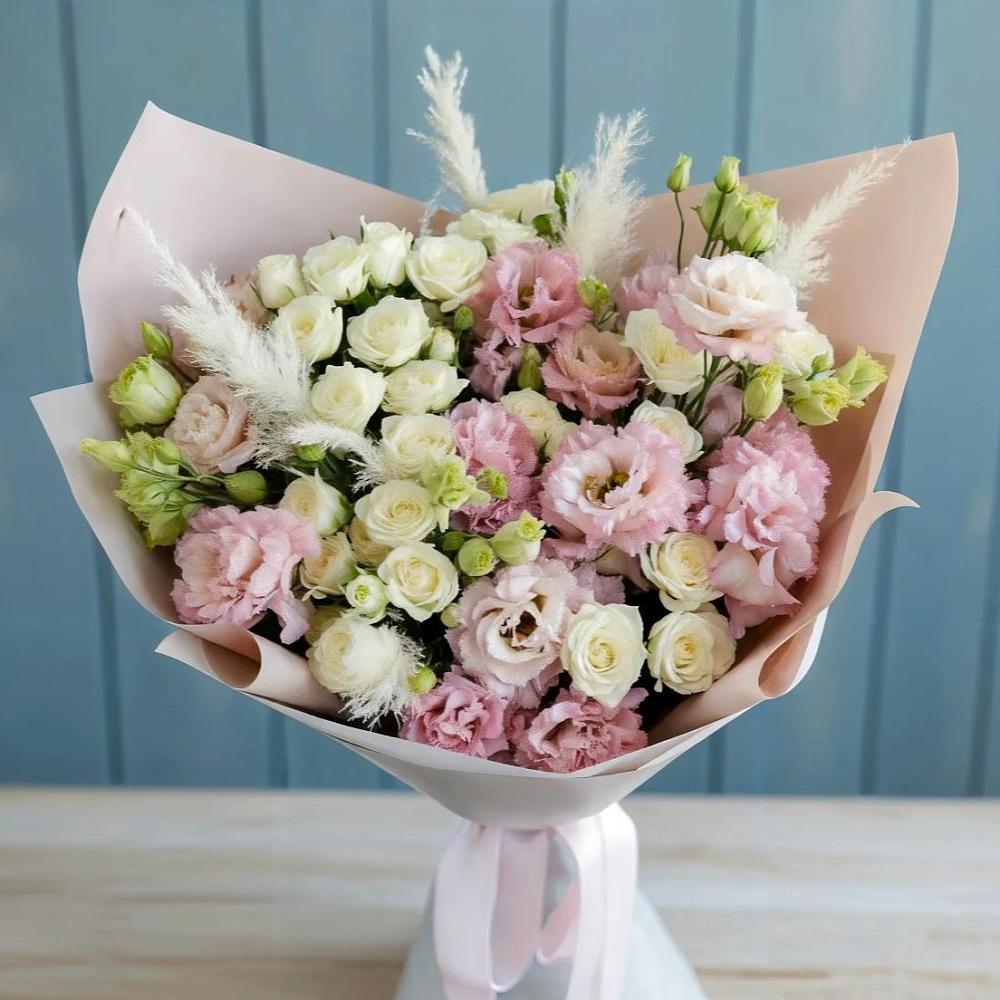 Букет цветов из: Альстромерии и Розы в Себежи