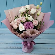 Букет цветов из:  Розы и Лизиантусы в Себежи