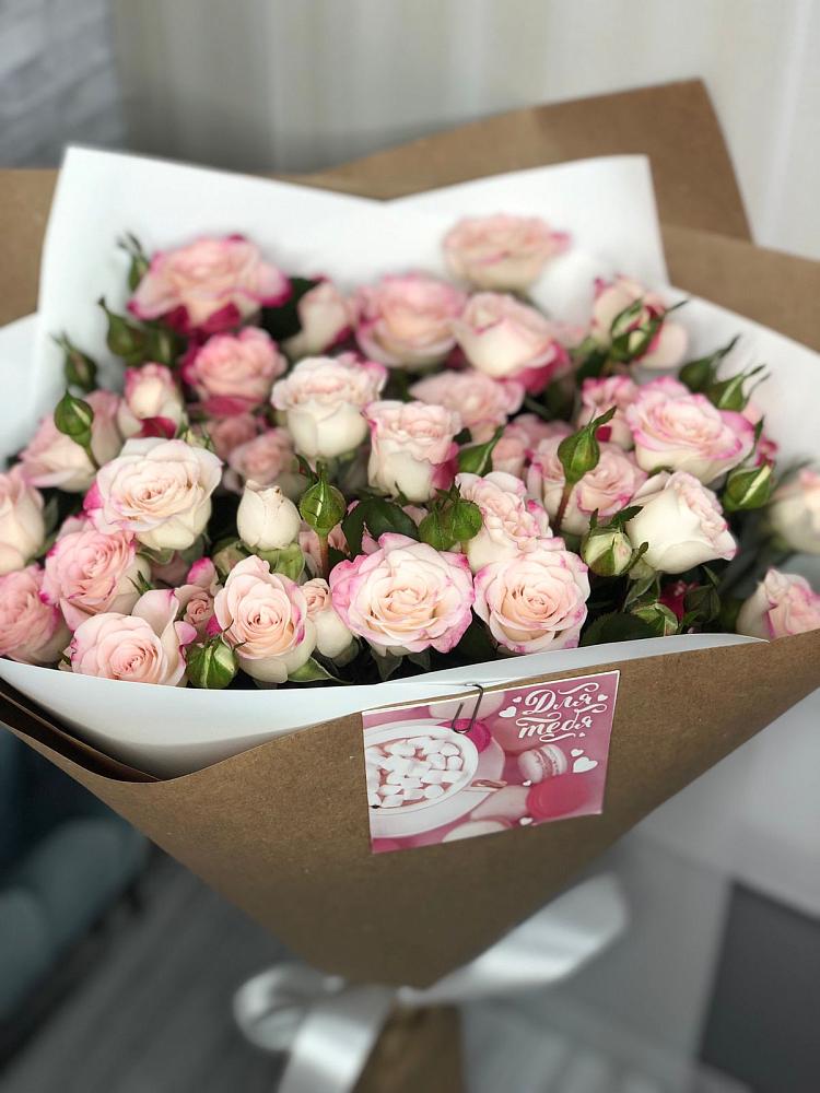 Букет цветов из: Розы в Себежи