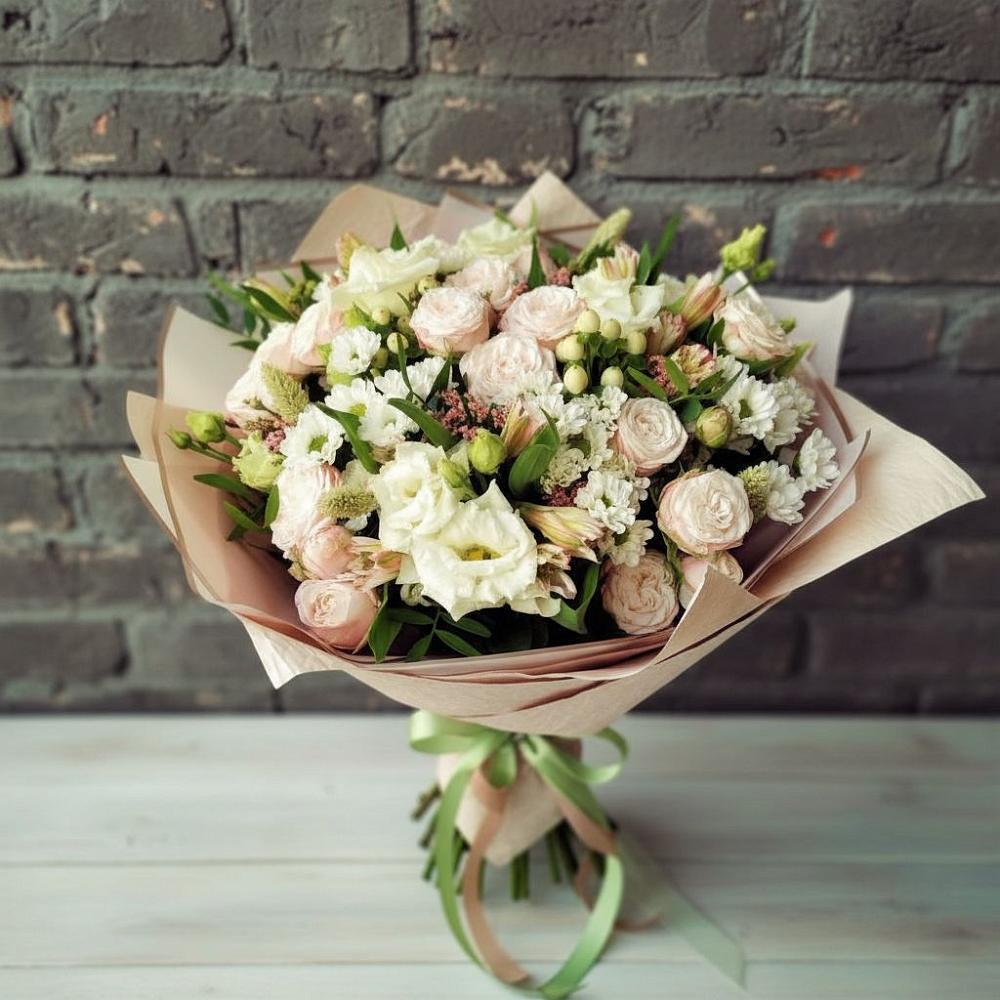 Букет цветов из: Альстромерии, Розы и Хризантемы в Себежи