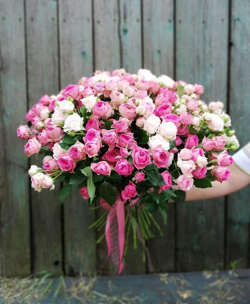 Букет Розовые кустовые розы Натали и Лав Лидия в Себежи