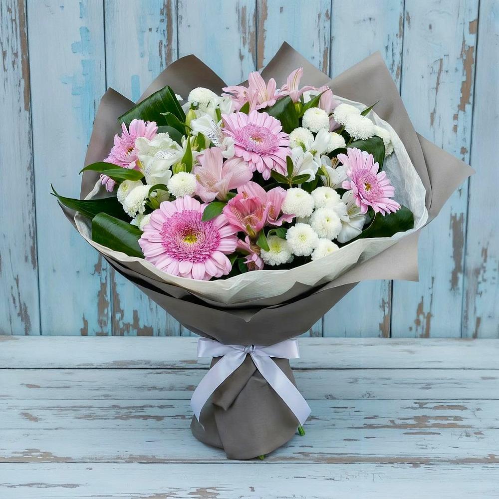 Букет цветов из: Герберы, Альстромерии и Хризантемы в Себежи