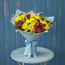 Букет цветов из:  Альстромерии и Хризантемы в Себежи