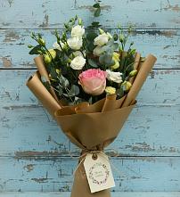 Букет цветов из:  Розы и Лизиантусы #REPLACE_PRED# Себежи