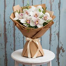 Букет цветов из:  Орхидеи и Розы в Себежи